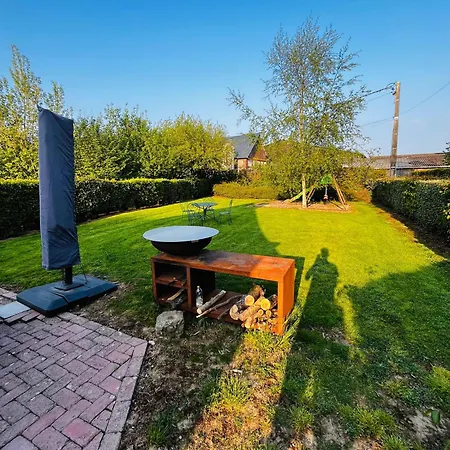 Holiday home Maison De De Charme Le Cellier *